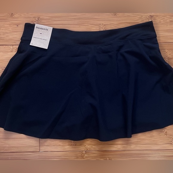 Nike Golf Tennis Skort Black Size Large NWT Dri Fit Pocket in Shorts - Picture 2 of 3